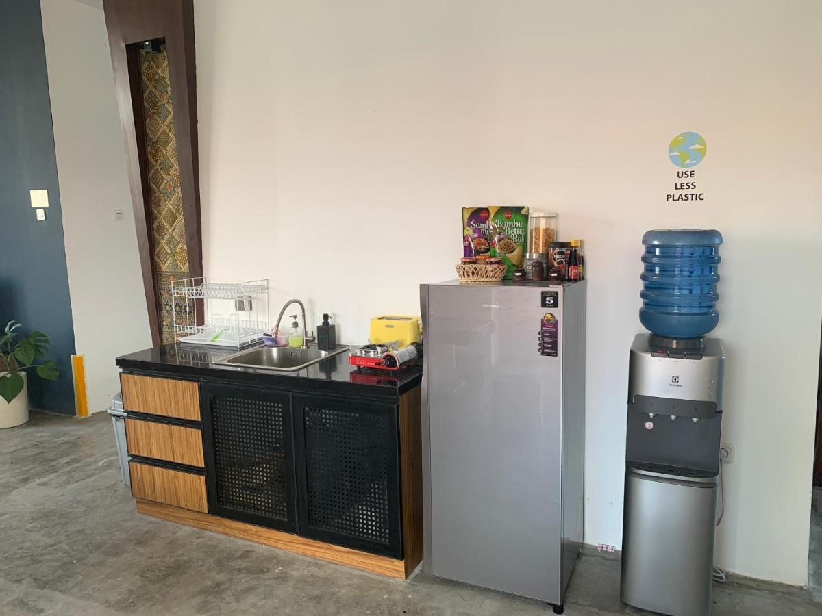 Fello B&B Hostel Legian  Luaran gambar