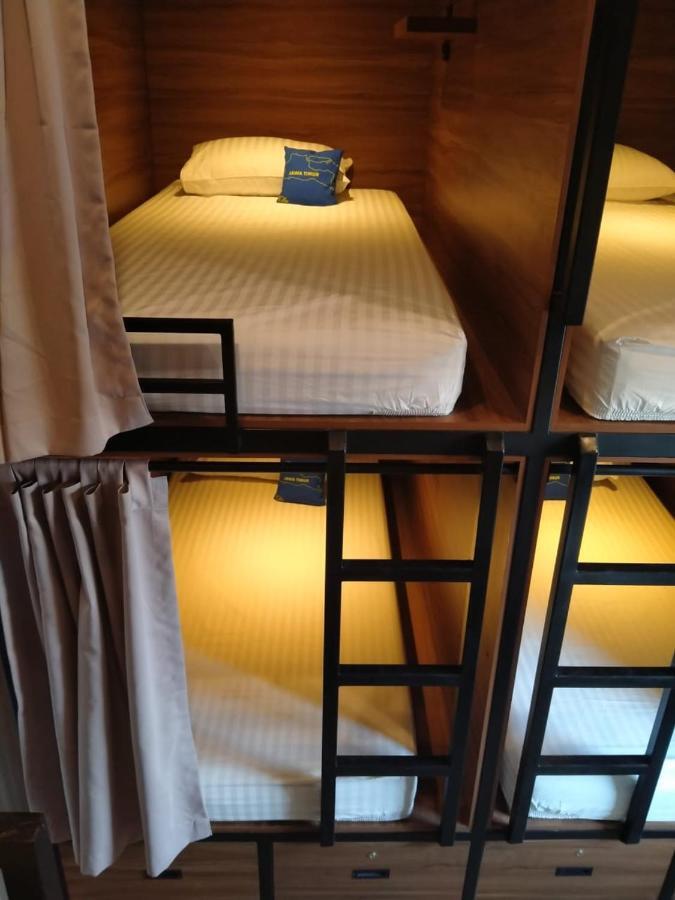Fello B&B Hostel Legian  Luaran gambar
